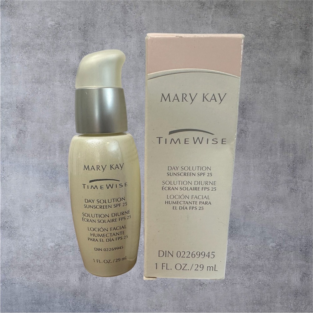 Mary Kay TimeWise Day Solution Sunscreen‎ 002326 1oz New Box Broad Spectrum